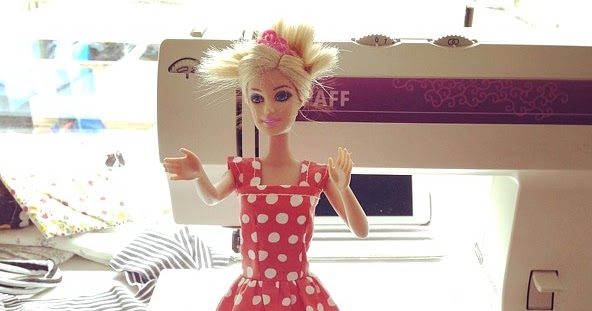 Goede By MiekK: Barbie Kleertjes maken TF-22