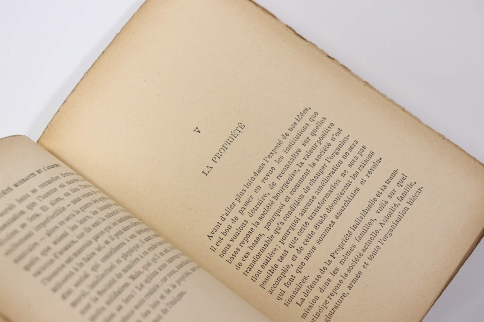 Que Veut Dire Un Livre Broché Librairie L'amour qui bouquine - Beaux livres anciens et modernes