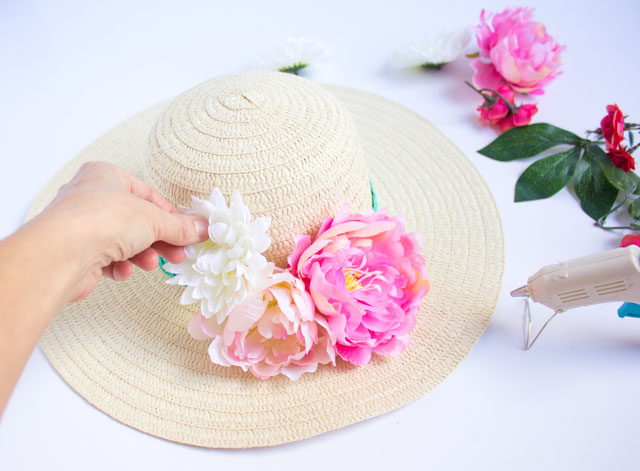 Supplies for DIY Kentucky Derby Hat Supplies for DIY Kentucky Derby Hat