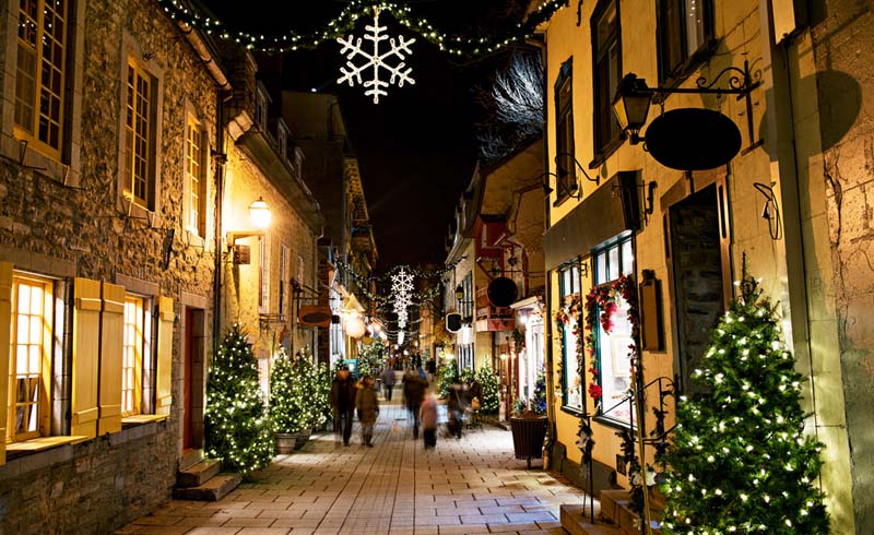 Stroll Around Petit-Champlain District