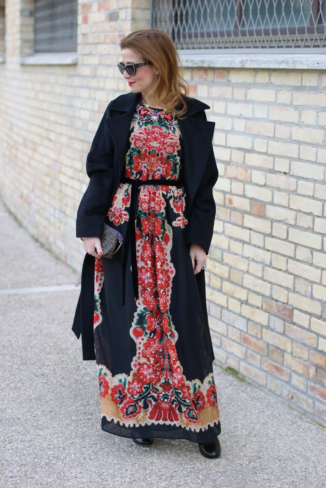 Max Mara Manuela camel coat, Red Valentino floral dress and Fendi Zucca clutch on Fashion and Cookies fashion blog, fashion blogger style