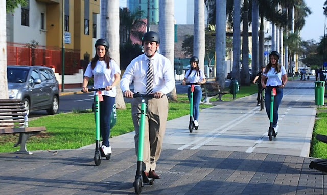 Scooters Scooters no podrán circular por veredas