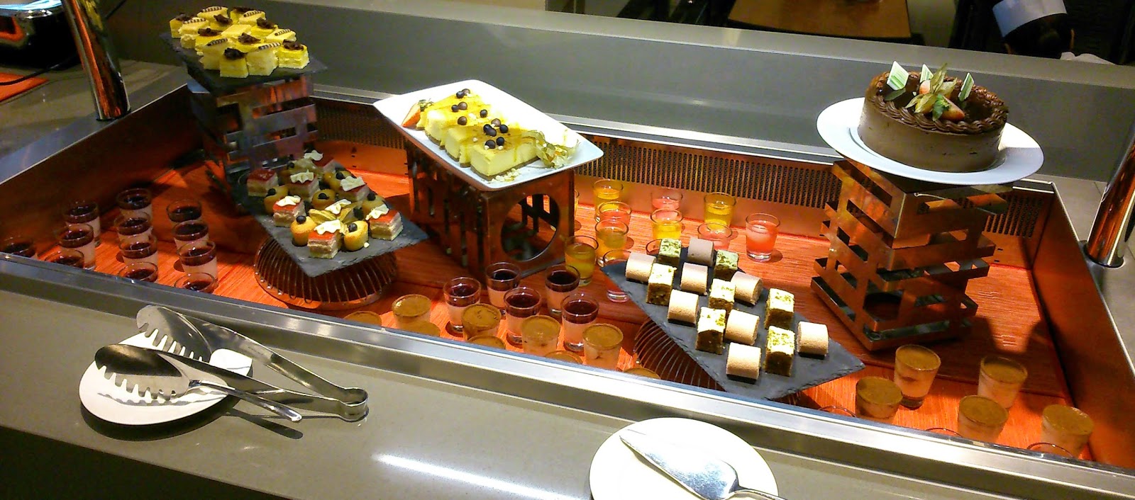 SuMMeR LoVes To Eat! Singapore Food Blog Weekday Semi Buffet Lunch at