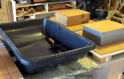 Divasofthedirt,mixing trough