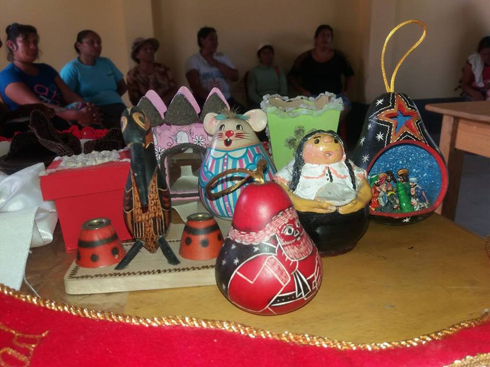 Muninoticias: Incentivando el Desarrollo de la Artesania Muninoticias: Incentivando el Desarrollo de la Artesania