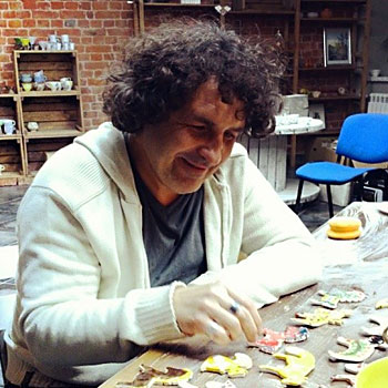 LA MIRADA ACTUAL: RETRATOS: Héctor Delgado, escultor desde el Románico y  Doctor en Bellas Artes por la Complutense