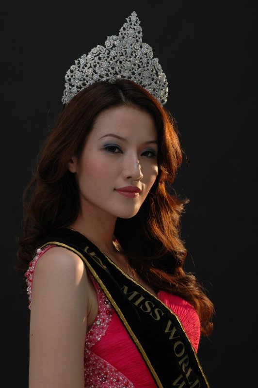 Lipstick Merah Miss World Malaysia 2000 2011