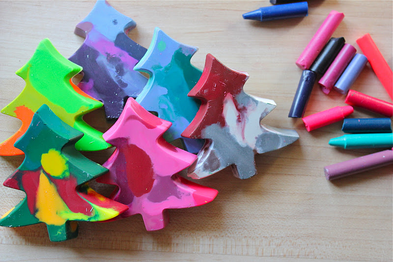 ValSoCal: DIY Christmas Tree Crayons