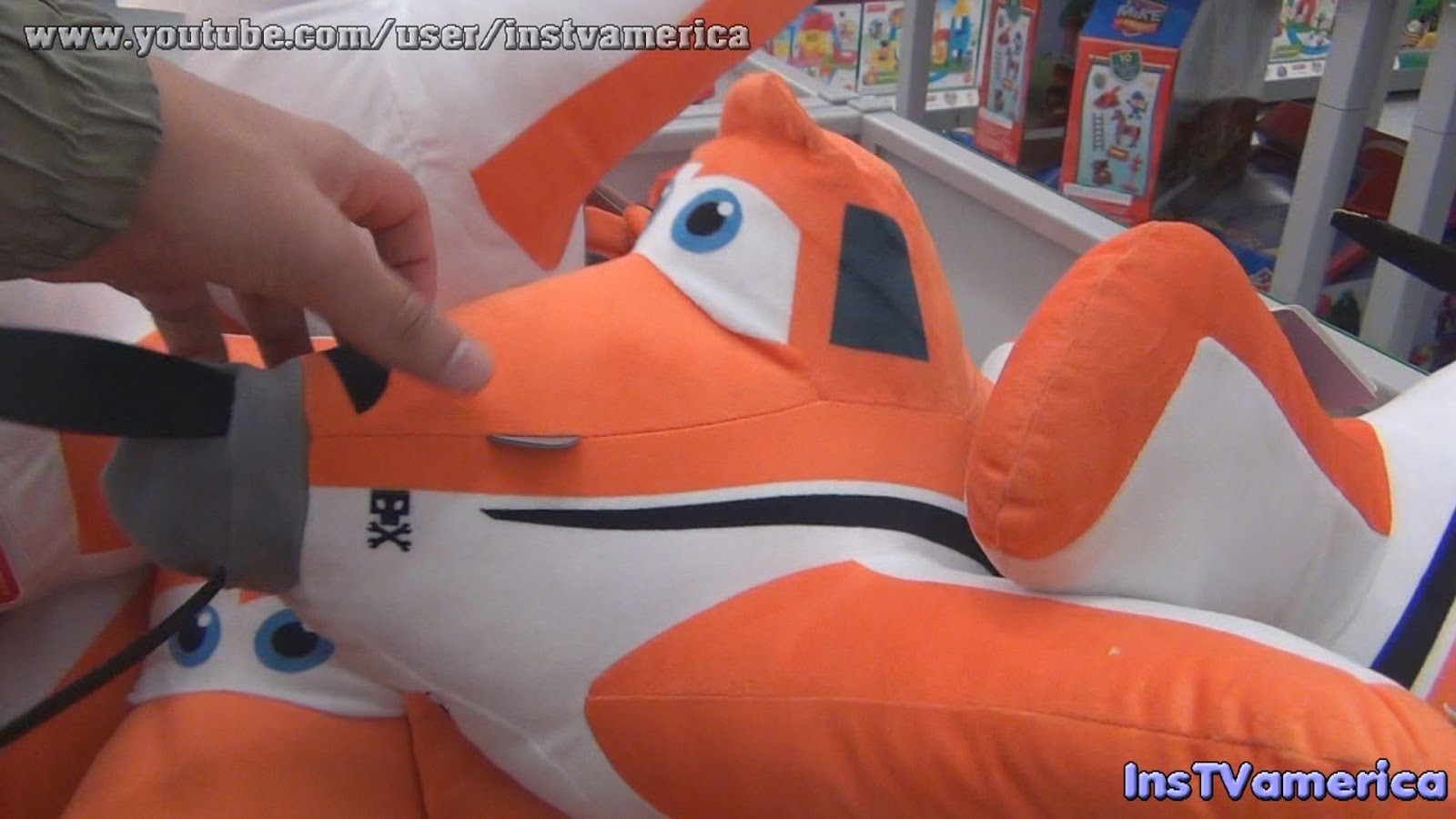 InsTVamerica Disney Planes Dusty Plush toy