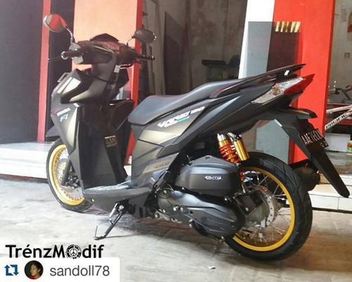 Modif Vario 150 Velg Jari Jari Modifikasi Honda Vario 150 Velg Jari Jari 15 16 gold emas