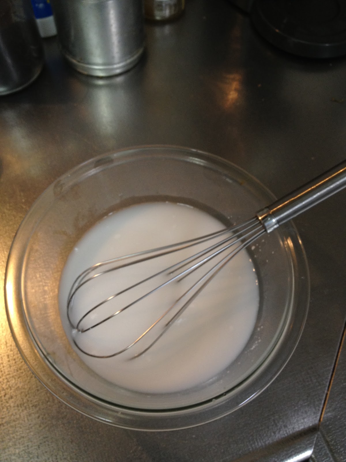 Living in Japan Warabi mochi (brackenstarch pastry)