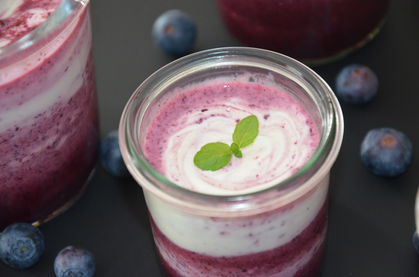 Blaubeer-Joghurt-Dessert - Rezeptra - Food and More