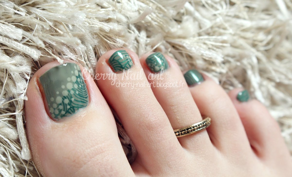 nail-art-pieds-pedicure-points-stamping-facile