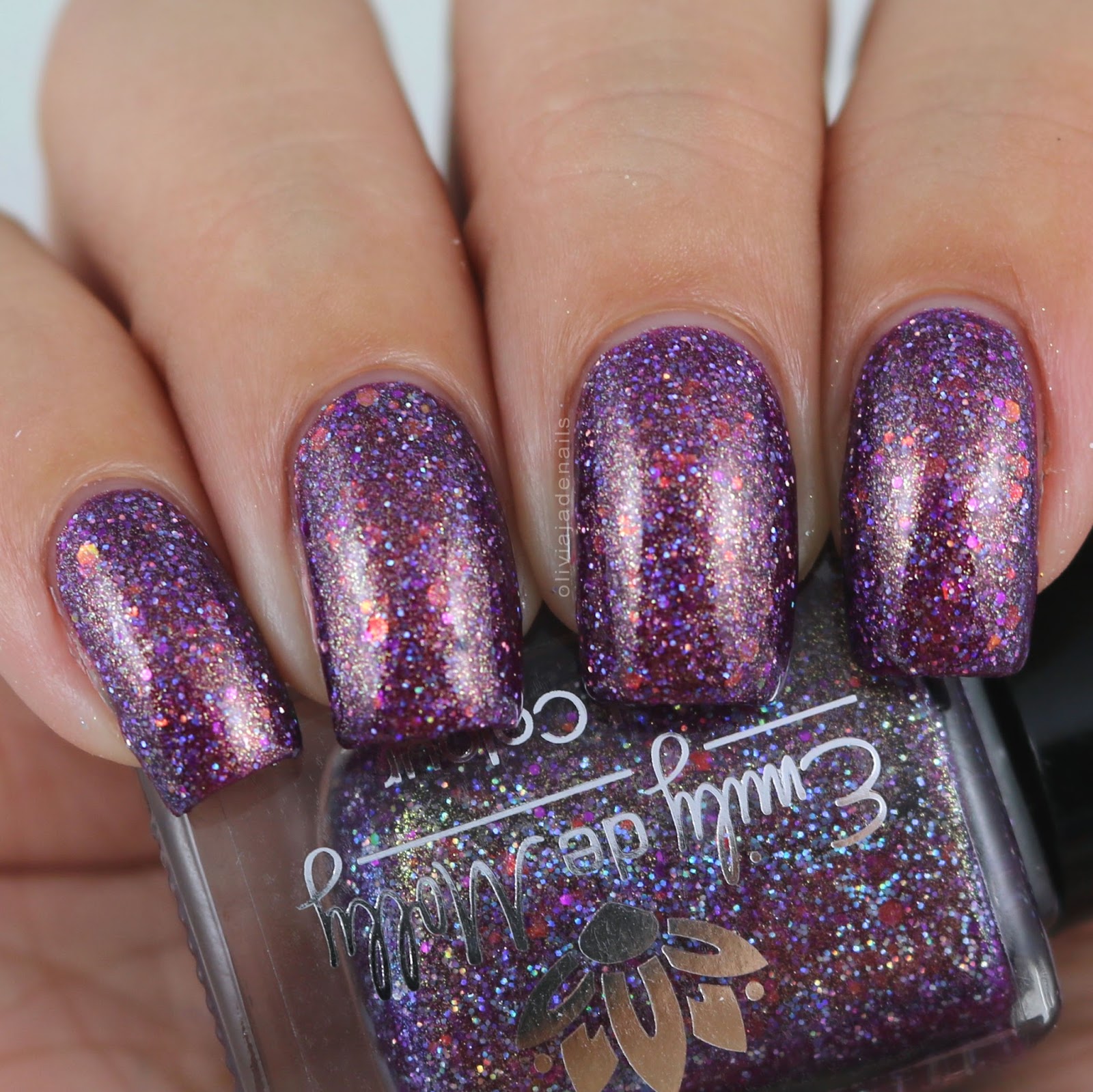 Emily de Molly Three's A Crowd swatched by Olivia Jade Nails