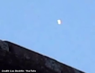 UFO Caught On Video Over Stoke-on-Trent, UK 8-3-13