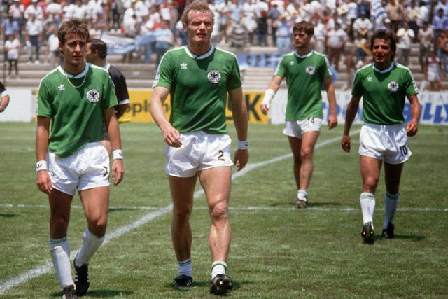 Alemania con camiseta verde Alemania con camiseta verde