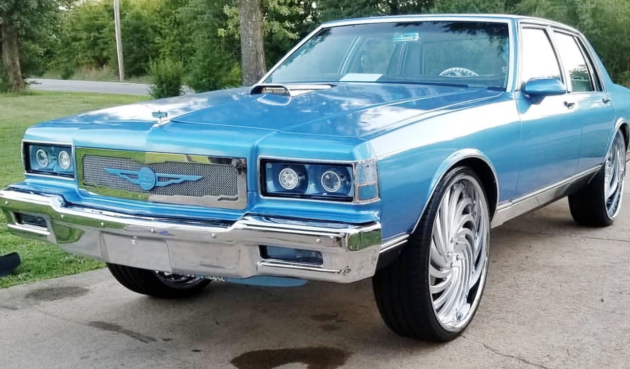 Ace1 Blue Chevy Box on Brushed 26's DUB Wheels