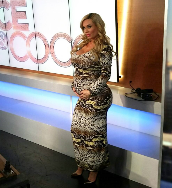 To Chitoo's Diary. Coco Austin shows off her baby bump plus