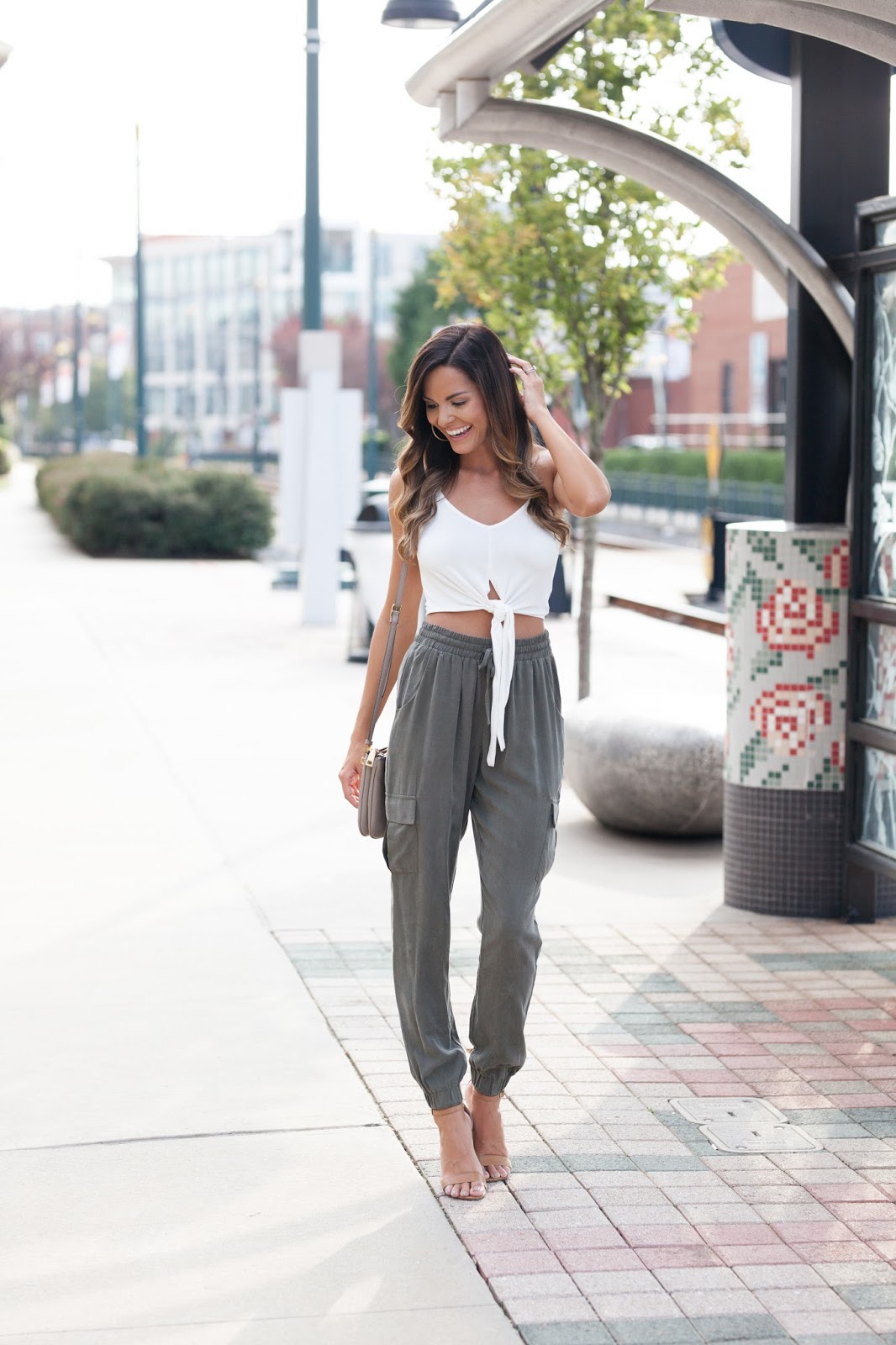 How to Style Joggers - Mumu and Macaroons