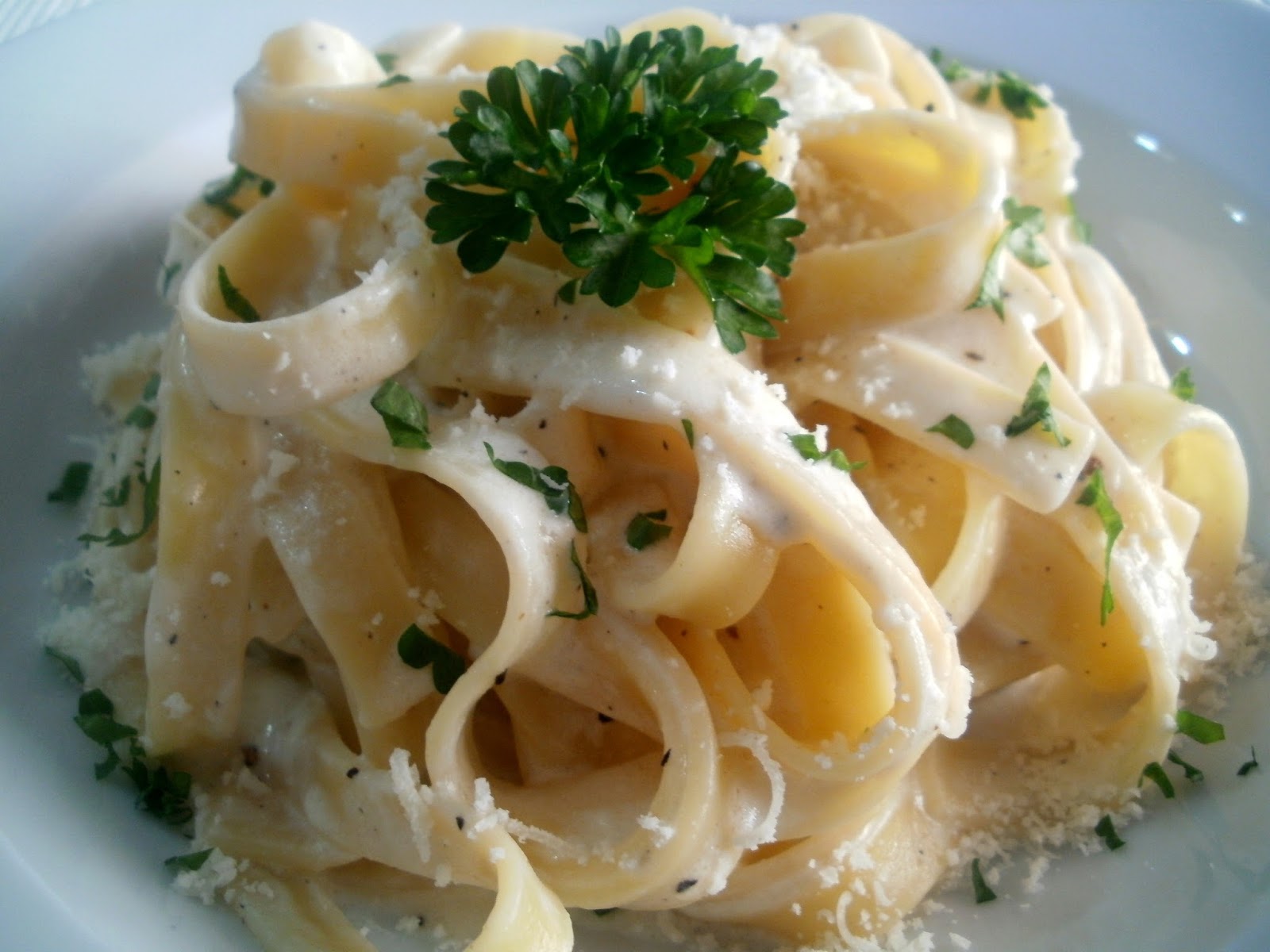 Tagliatelle con salsa Alfredo