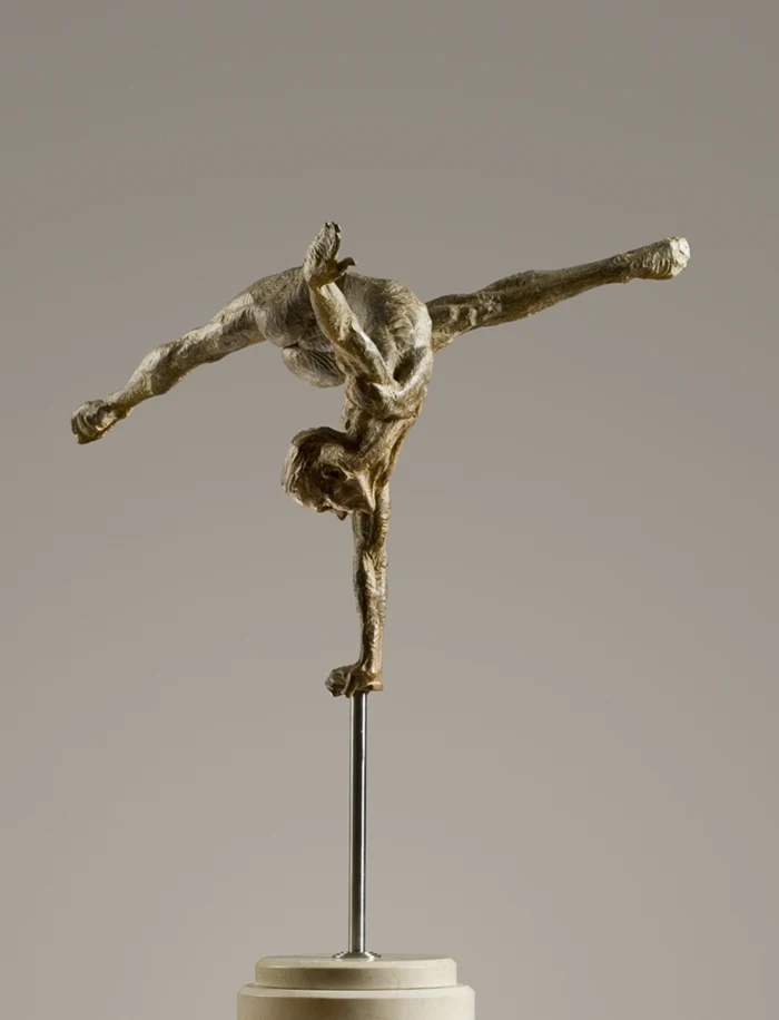 Richard MacDonald 1946 | American figurative sculptor | Cirque du Soleil Richard MacDonald 1946 | American figurative sculptor | Cirque du Soleil