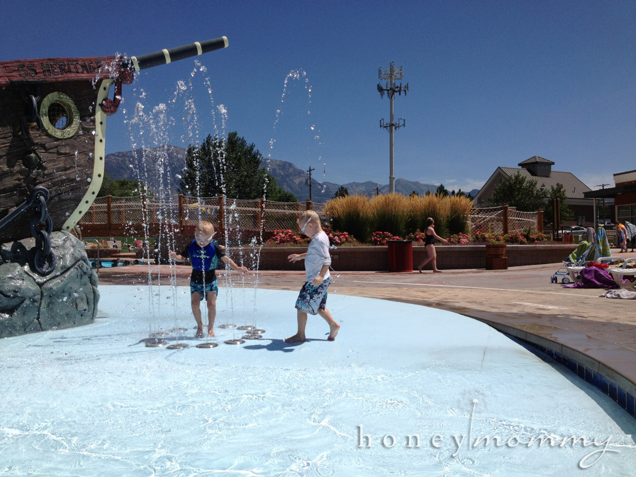 Honey Mommy Pirate Ship Pool (Lindon Aquatic Center)