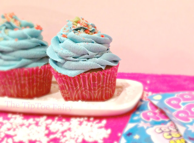 Cotton Candy Cupcakes - turn white cake into these fun little treats! #cake #cupcake #food