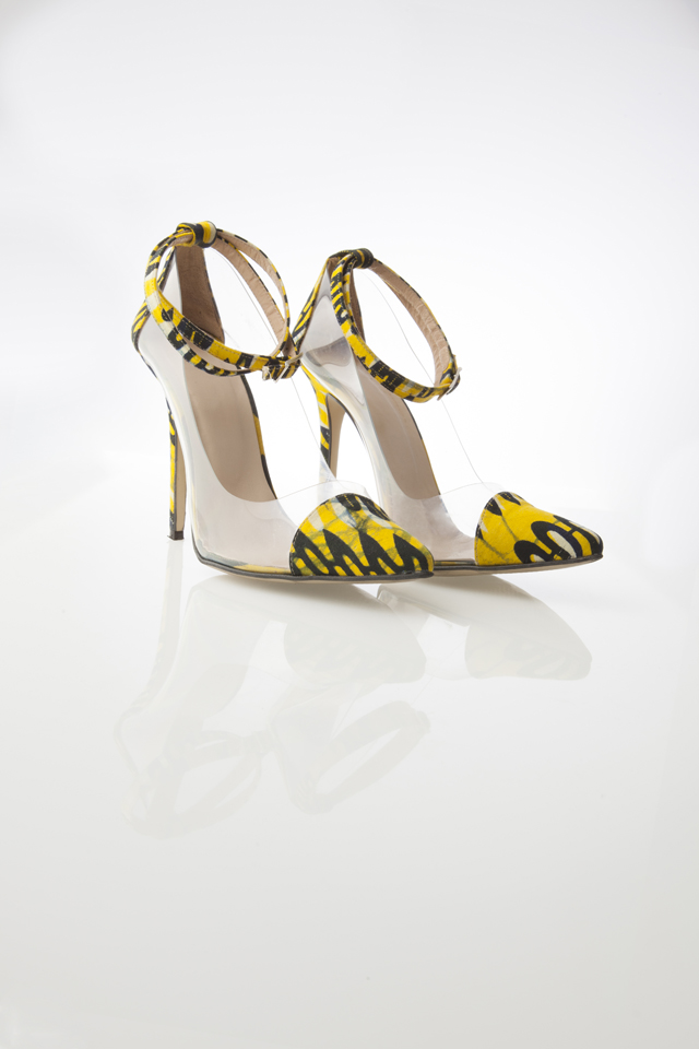 african print shoes by Sara Coulibaly on ciaafrique.com