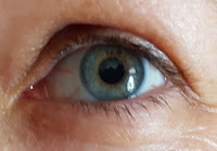 ojo azul