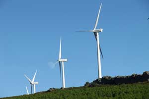 Concepto, definición de energía eólica Aerogeneradores o molinos eólicos para aprovechar la energía del viento