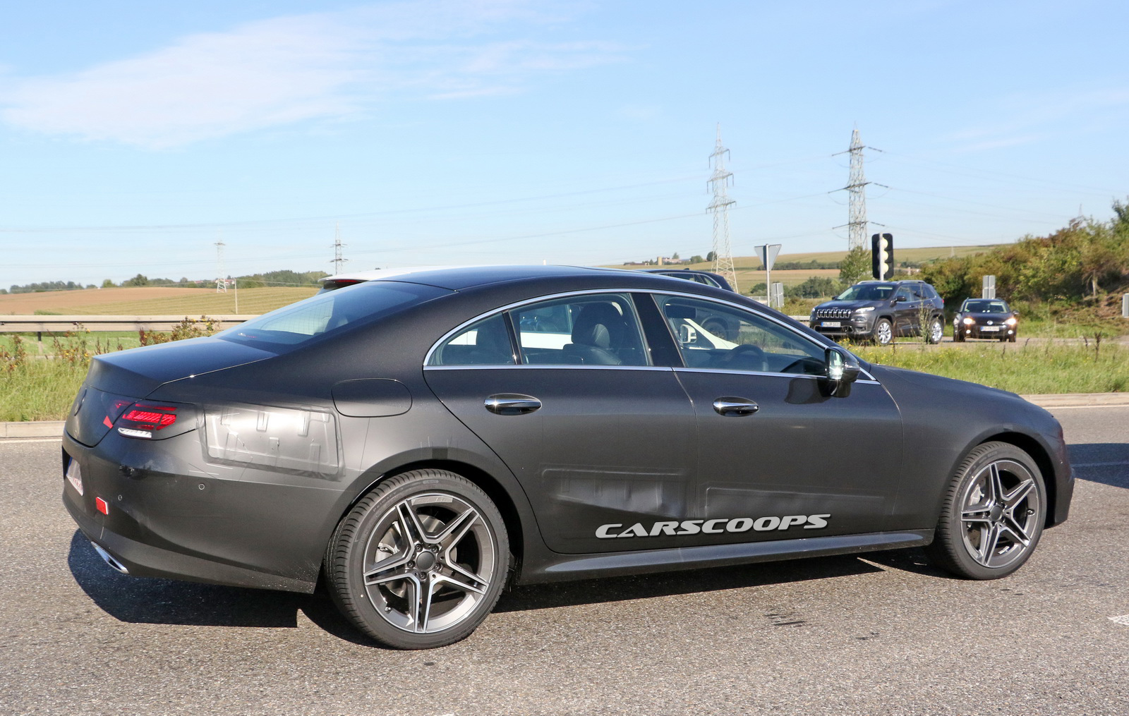 Mercedes-CLS-Light-Camo-4.jpg