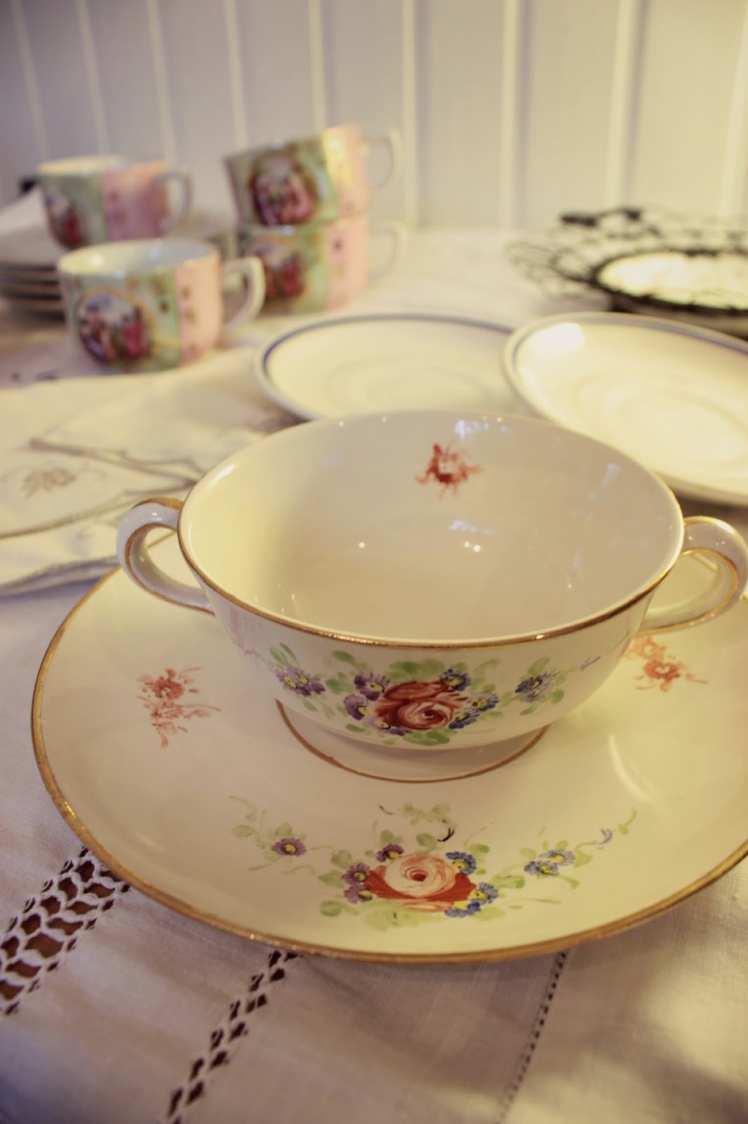 Tienda La Florinda: Vajilla y más para el bazar vintage