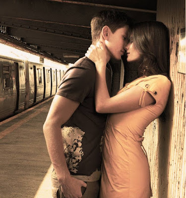 Best romantic sexy lips kissing image picture photos