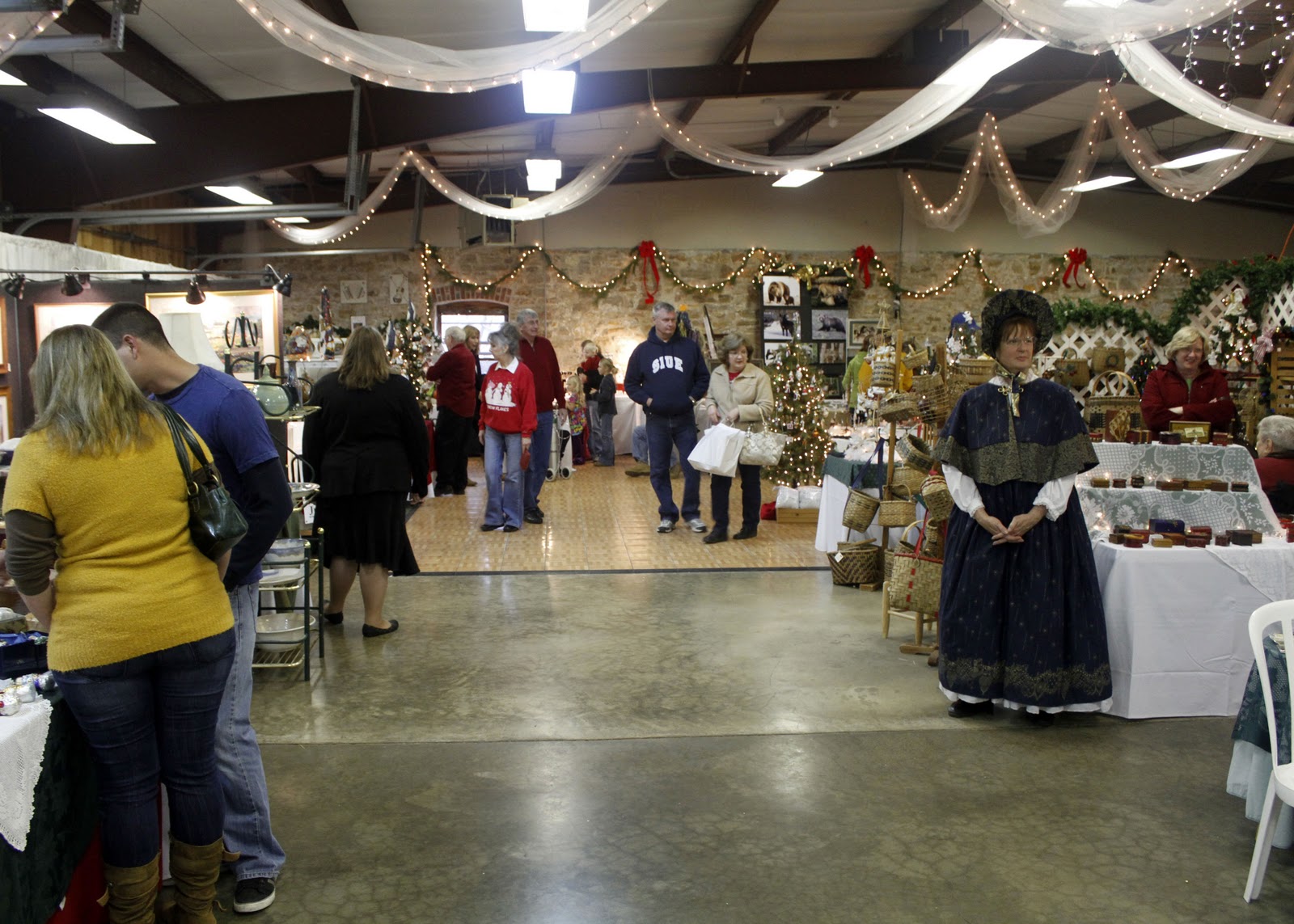 Dennis and Holly never stay home! Hermann, Missouri Kristkindl Markt