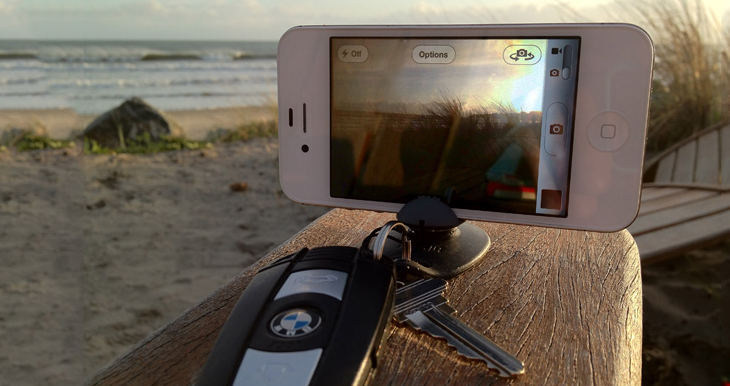 Tiltpod Mobile for iPhone 4 / 4S micro tripod keychain stand for iPhone