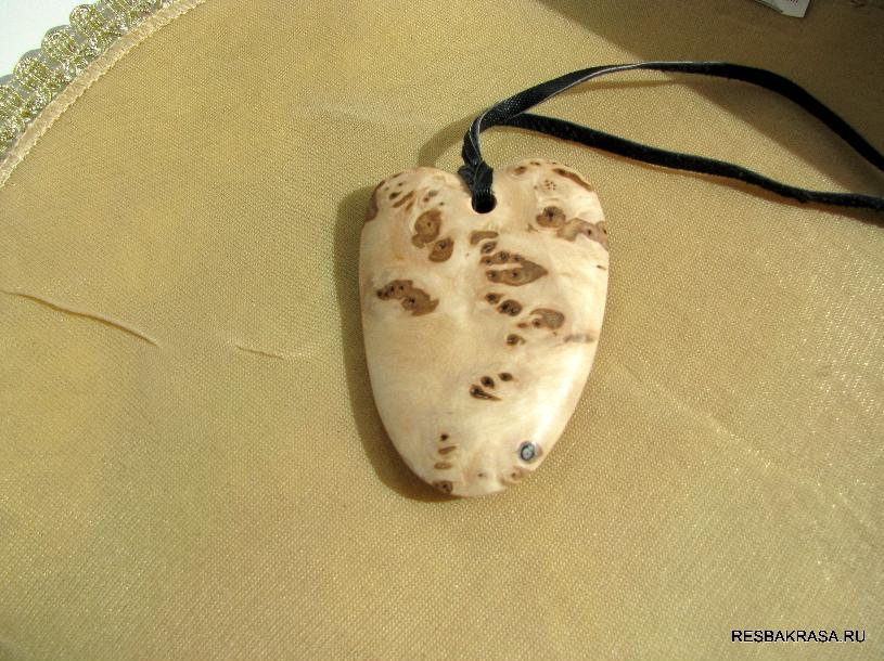 Удивительные идеи использования маленького кусочка дерева