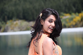 Sarah Jane Dias Outdoor Spicy HQ Photo Gallery