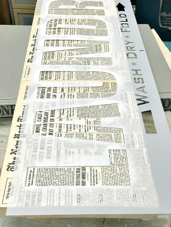 How to Decoupage Using Newspaper