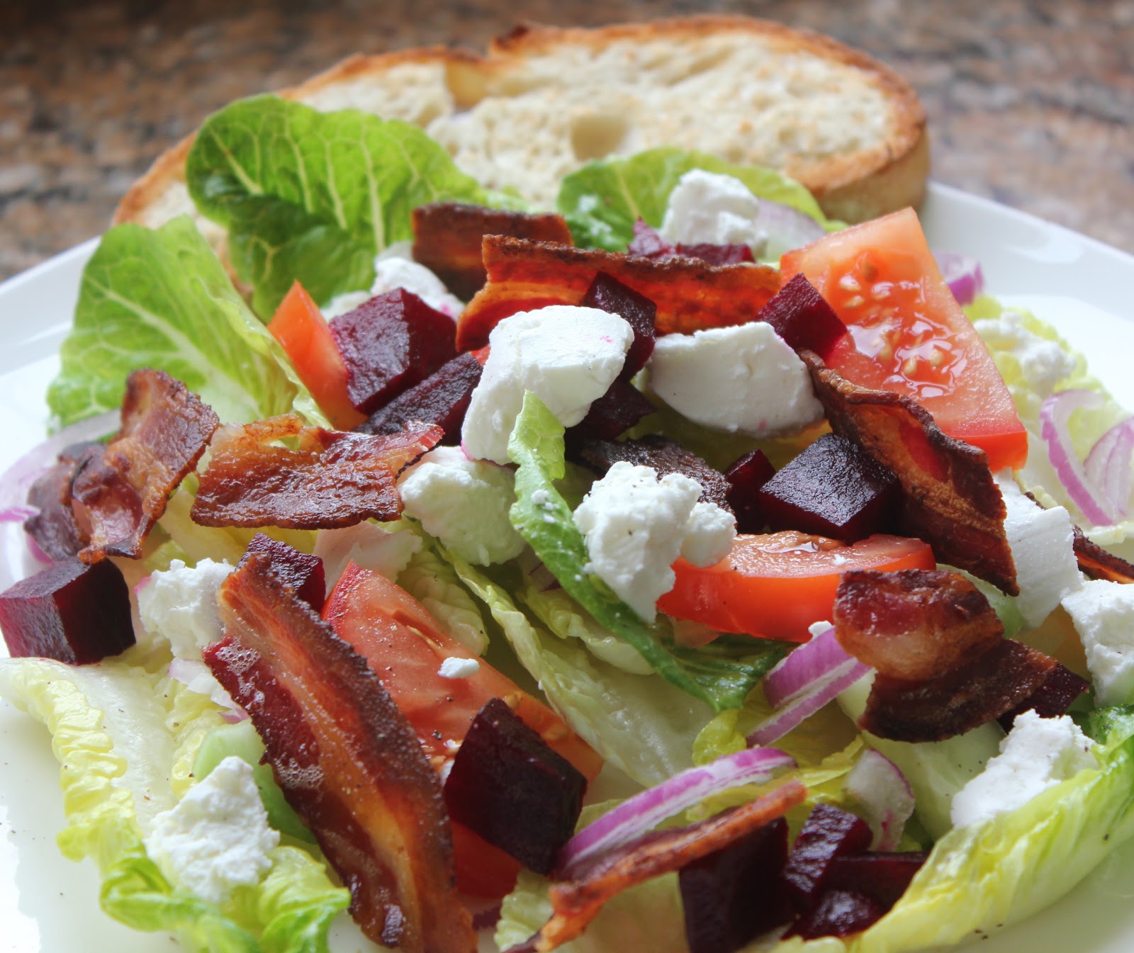 GOAT'S CHEESE SALAD WITH BACON AND BEETROOT
