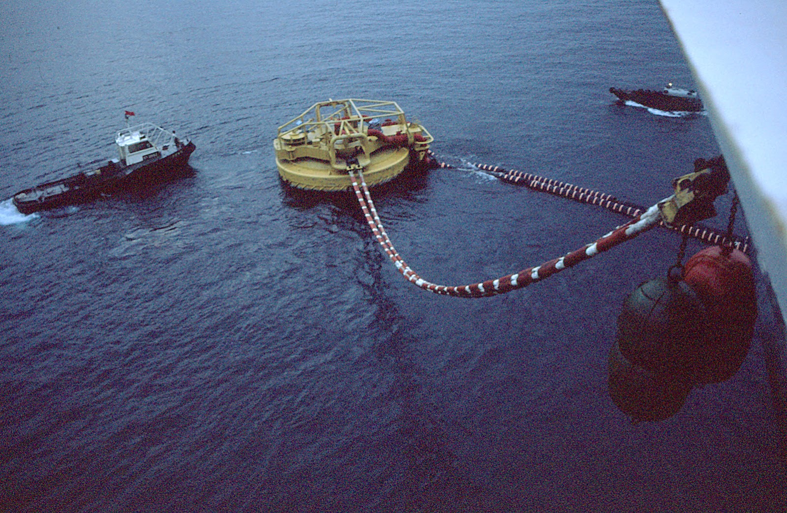 'ZIEN EN WETEN': LEPTON S.S. SHELL TANKERS B.V. (DEEL 1/5)