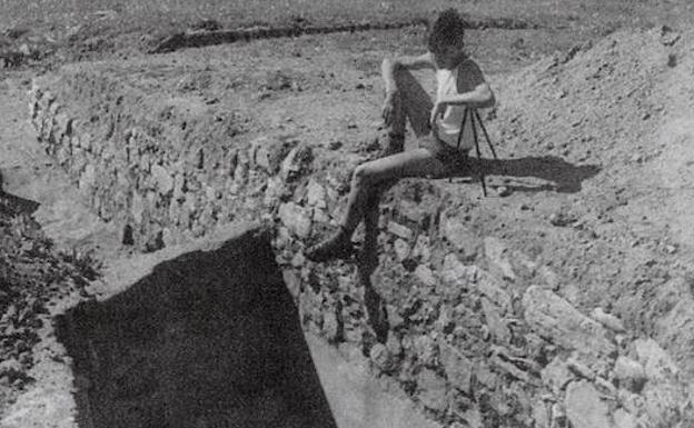 Las excavaciones de los años 60 en la zona de la cisterna. Foto: Archivo Muñoz Gambero. Las excavaciones de los años 60 en la zona de la cisterna. Foto: Archivo Muñoz Gambero.