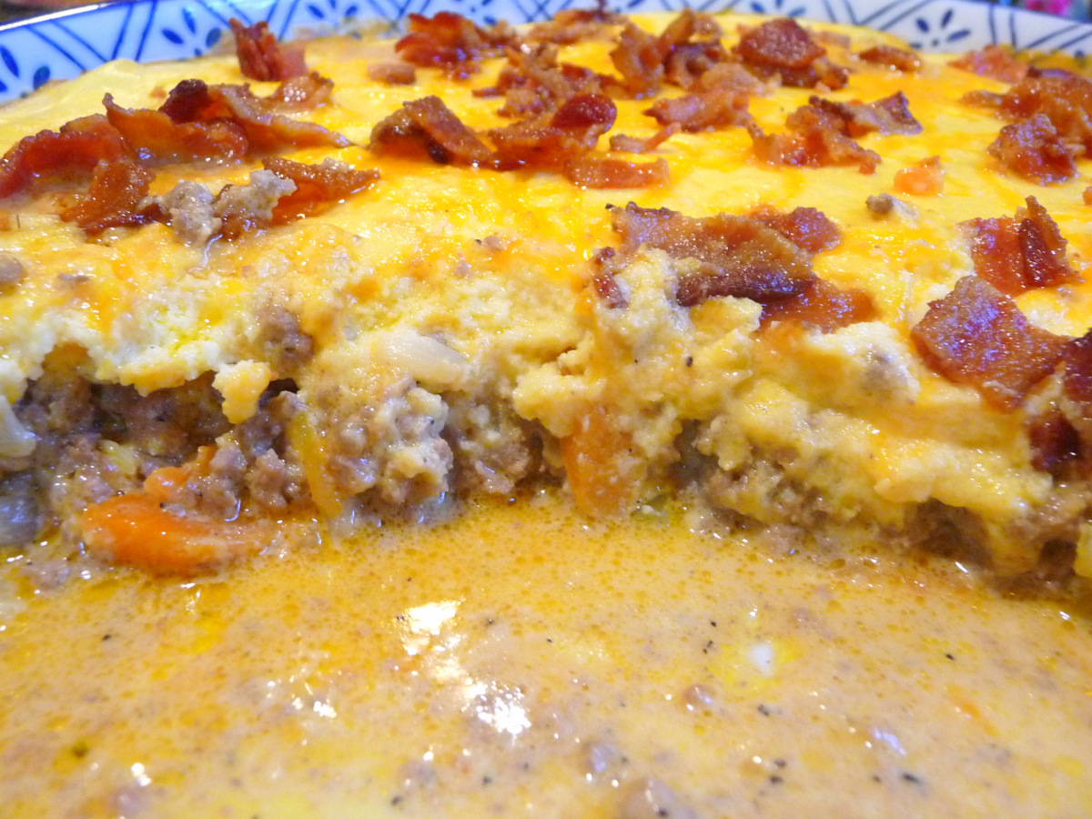 BACON CHEESEBURGER SHEPHERD'S PIE CASSEROLE