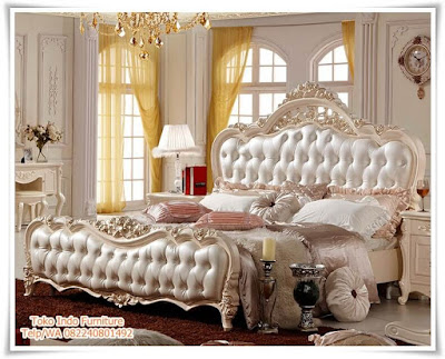 Tempat Tidur Mewah Ukiran Desain Italian 09