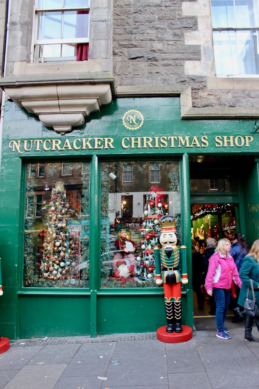 Edinburgh's MustSee Places in a Day  Driven By Curiosity