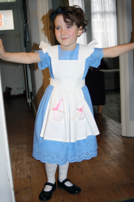 A Puppet Opera: World Book Day 2013: Alice in Wonderland
