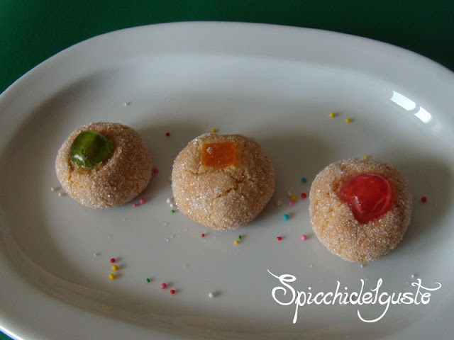 Pasticcini di mandorle Pasticcini di mandorle