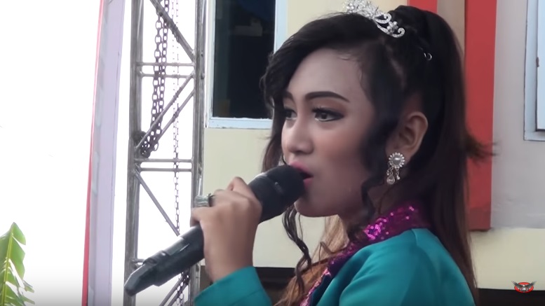 Download Lagu Gratis: Download Jihan Audy New Pallapa - Lungset Mp3 MP3