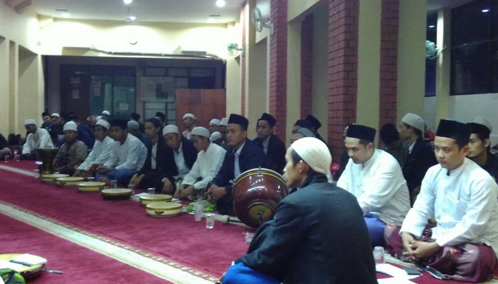 Jamaah Ashabul Kahfi Terima Beasiswa Pendidikan Hingga Pasca Sarjana