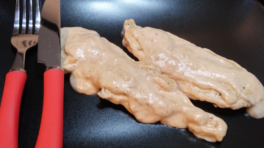 Pechuga de pollo en salsa de quesitos