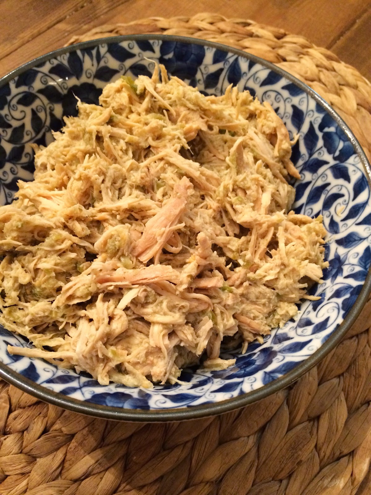 carmen's kitch Slow Cooker Salsa Verde Chicken